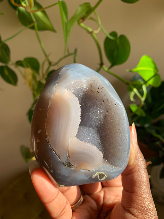 Druzy Agate Cutbase 55